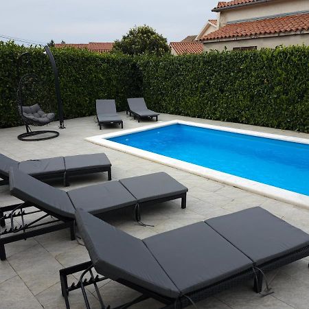 Vila Kristina Villa Nedescina Ngoại thất bức ảnh