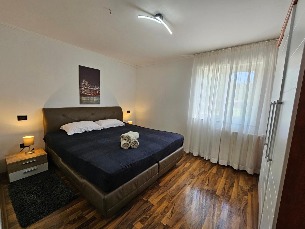 Vila Kristina Villa Nedescina Ngoại thất bức ảnh